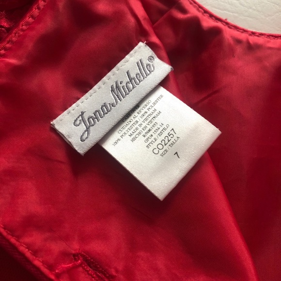 Like New! Girls Red Party Dress! - Picture 6 of 6